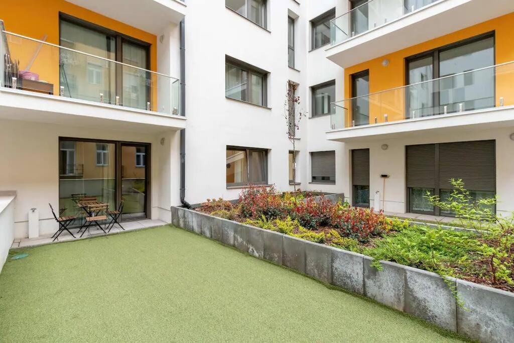 Апартаменты Terrace Vista-Modern 2Br Retreat Будапешт Экстерьер фото